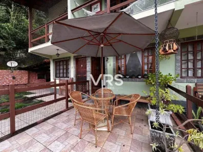 Casa de Condomínio com 3 Quartos à venda, 64m² no Pimenteiras, Teresópolis
