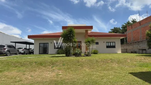 Fazenda/Sítio com 3 Quartos à venda, 250m² no Pinheiro, Valinhos