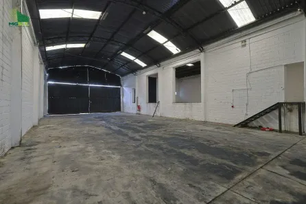 Galpão/Depósito/Armazém para alugar, 2160m² no Kennedy, Contagem