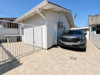 Casa com 3 Quartos à venda, 82m² no São Sebastião, Palhoça