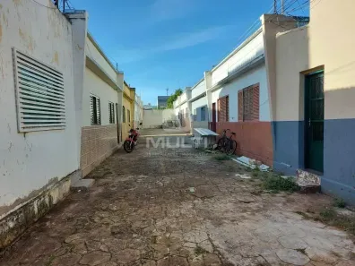 Casa com 2 Quartos à venda, 54m² no Nossa Senhora Aparecida, Uberlândia