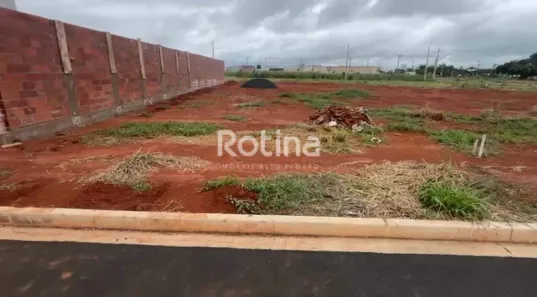 Lote/Terreno à venda, 308m² no Novo Mundo, Uberlândia