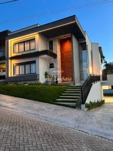 Casa com 4 Quartos à venda, 540m² no Azambuja, Brusque