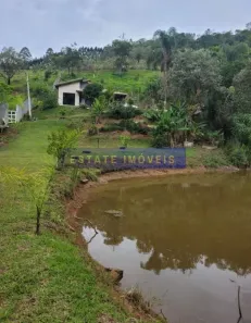 Fazenda/Sítio com 4 Quartos à venda, 130m² no Parque Agrinco, Guararema