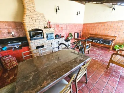 Casa com 3 Quartos à venda, 180m² no Santa Mônica, Belo Horizonte