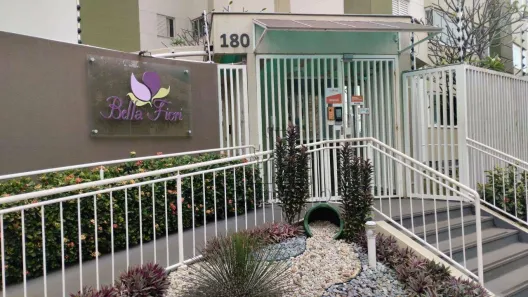 Apartamento com 3 Quartos à venda, 76m² no Vale dos Tucanos, Londrina
