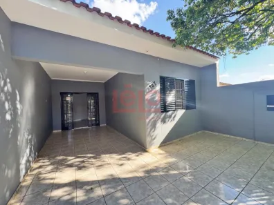 Casa com 2 Quartos à venda, 78m² no Jardim Lucianópolis, Maringá