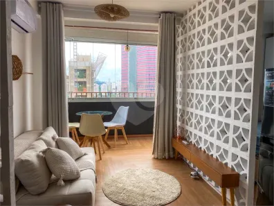 Apartamento com 1 Quarto para alugar, 31m² no Pinheiros, São Paulo