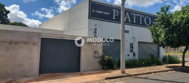 Galpão/Depósito/Armazém à venda, 386m² no Aclimação, Uberlândia