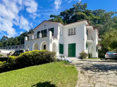 Imóvel Comercial com 5 Quartos para alugar, 400m² no Coronel Veiga, Petrópolis