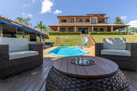 Sobrado com 8 Quartos à venda, 750m² no Jardim Costao, Santa Branca