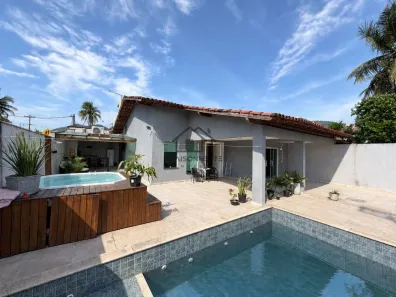 Casa com 2 Quartos à venda, 260m² no Itaipu, Niterói