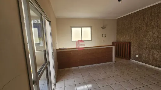 Casa com 2 Quartos para alugar, 78m² no Vila Vianelo, Jundiaí