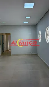 Sobrado com 4 Quartos para alugar, 270m² no Vila Galvão, Guarulhos