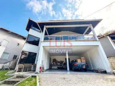 Casa com 3 Quartos à venda, 267m² no Camboinhas, Niterói