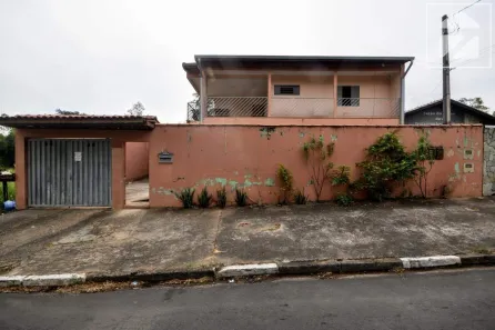 Casa com 2 Quartos para alugar, 170m² no Parque Santa Bárbara, Campinas