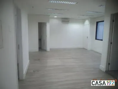 Sala Comercial para venda ou aluguel, 37m² no Vila Olímpia, São Paulo