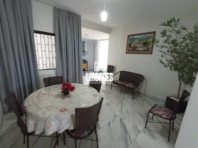 Casa com 3 Quartos à venda, 126m² no Nossa Senhora Aparecida, Uberlândia