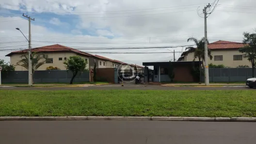 Sobrado com 3 Quartos à venda, 121m² no Arnaldo Estevão Figueiredo, Campo Grande