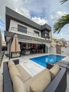 Casa com 5 Quartos à venda, 330m² no Swiss Park, Campinas