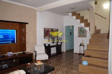 Casa com 4 Quartos à venda, 200m² no Penha Circular, Rio de Janeiro