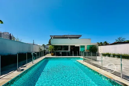 Casa com 3 Quartos para venda ou aluguel, 350m² no São Lourenço, Bertioga