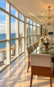 Apartamento com 3 Quartos para alugar, 132m² no Centro, Balneário Camboriú