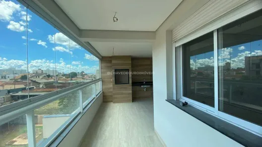 Apartamento com 3 Quartos à venda, 122m² no São Benedito, Uberaba