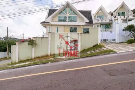 Sobrado com 3 Quartos para alugar, 300m² no Vista Alegre, Curitiba