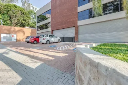 Ponto Comercial para alugar, 181m² no Jardim Bélgica, São Paulo