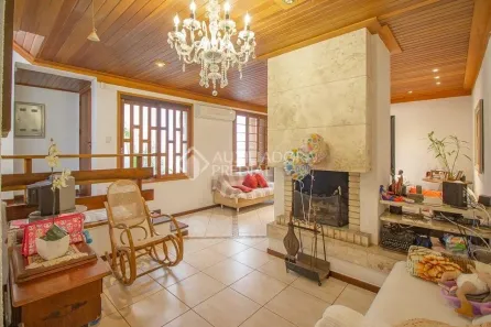 Casa com 4 Quartos à venda, 340m² no Rio Branco, Porto Alegre