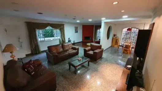 Sobrado com 4 Quartos à venda, 400m² no Cidade São Francisco, São Paulo