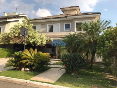Casa de Condomínio com 4 Quartos à venda, 420m² no Residencial Morada dos Lagos, Barueri
