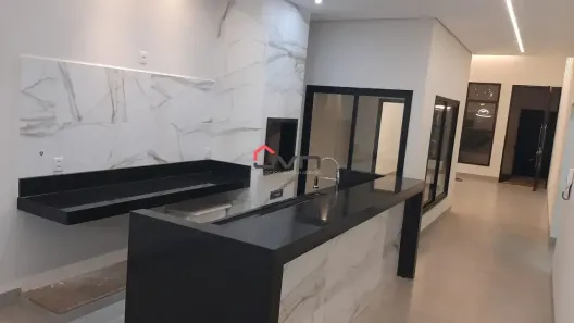 Casa com 2 Quartos à venda, 135m² no Jardim Holanda, Uberlândia