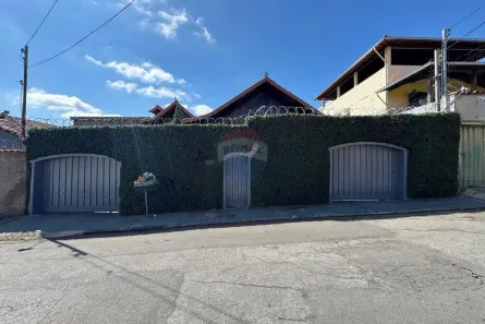 Casa com 3 Quartos à venda, 200m² no Parque Recreio, Contagem