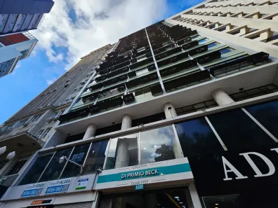 Sala Comercial à venda, 27m² no Centro Histórico, Porto Alegre