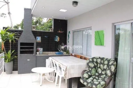 Casa de Condomínio com 4 Quartos à venda, 240m² no São Francisco, Niterói