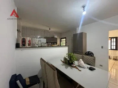 Casa com 2 Quartos à venda, 90m² no Jardim Emília, Jacareí