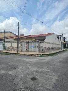 Casa com 4 Quartos à venda, 228m² no Cidade dos Funcionários, Fortaleza