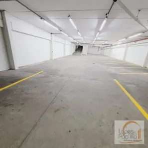 Galpão/Depósito/Armazém para alugar, 720m² no Centro, Atibaia