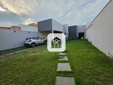 Casa com 2 Quartos à venda, 117m² no Laranjeiras, Uberlândia