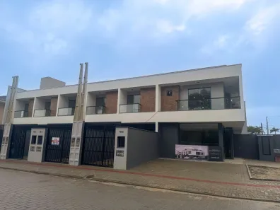 Sobrado com 2 Quartos à venda, 90m² no Costa e Silva, Joinville