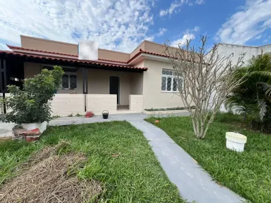 Casa com 4 Quartos para alugar, 450m² no , Araruama
