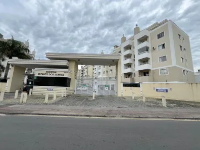 Apartamento com 2 Quartos à venda, 60m² no Pagani, Palhoça
