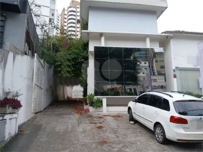 Imóvel Comercial com 8 Quartos para alugar, 350m² no Pacaembu, São Paulo