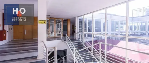 Prédio Comercial para alugar, 4600m² no Bom Retiro, São Paulo
