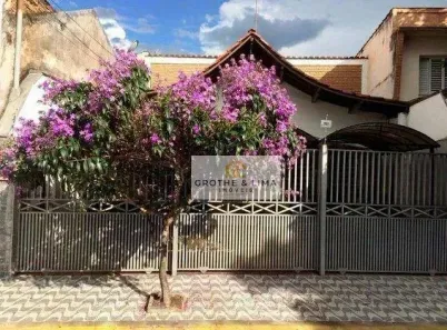 Casa com 6 Quartos para alugar, 400m² no Centro, Taubaté