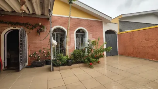 Casa com 3 Quartos à venda, 226m² no Vila São Bento, Campinas