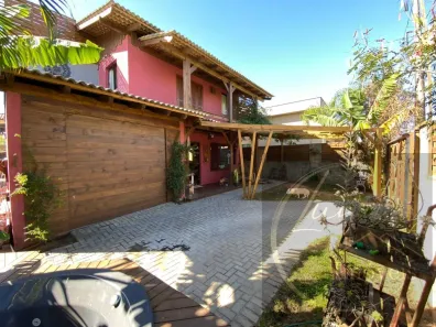 Casa com 2 Quartos à venda, 170m² no Rio Tavares, Florianópolis