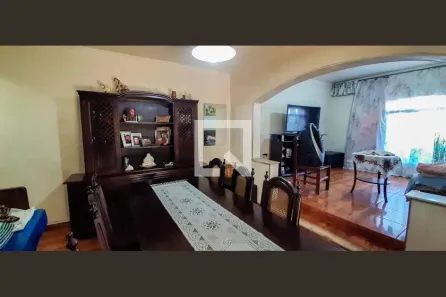 Casa com 3 Quartos à venda, 240m² no Santo Antônio, Osasco